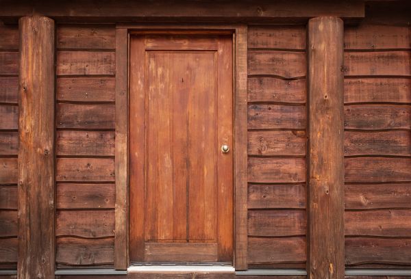 Log Cabin Siding Installation in Bismarck