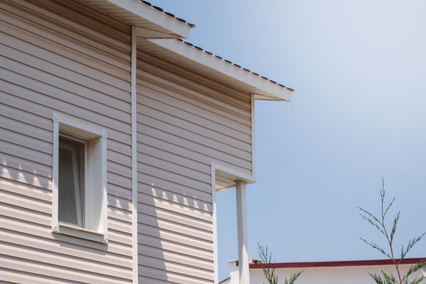 Cost of Vinyl Siding Hole Repair in Bismarck